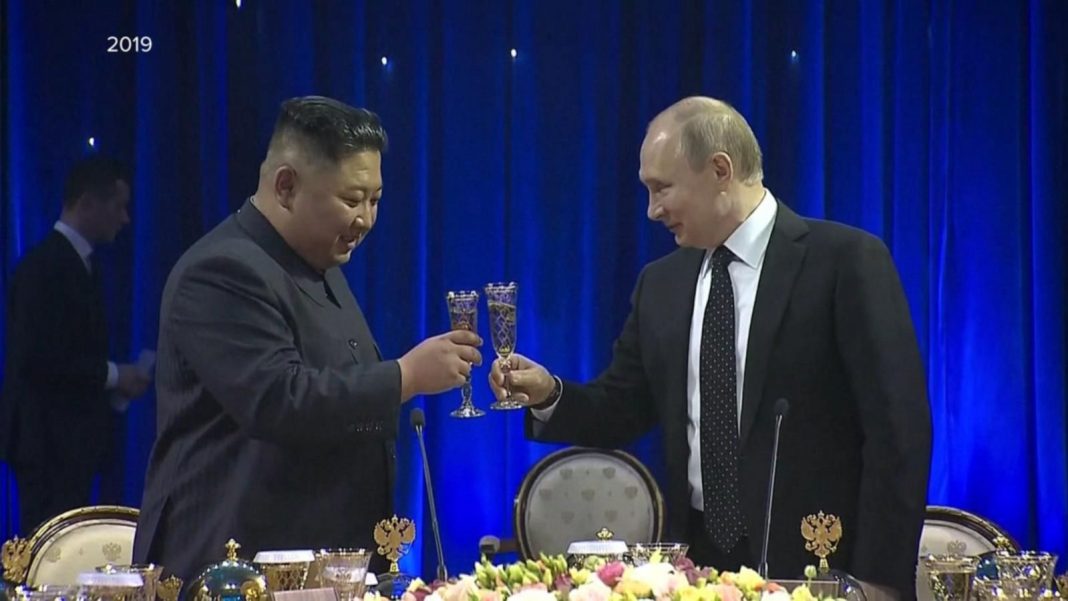 Le prÃ©sident russe Vladimir Poutine et le dirigeant nord-corÃ©en Kim Jong Un