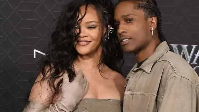 rihanna-devoile-une-rare-photo-de-son-fils-avec-asap-rocky-